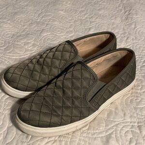 Quilted slip on flats